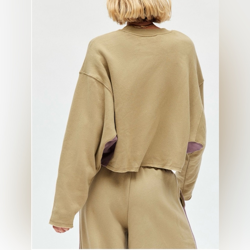 Urban Outfitters Pullover Sweatshirt - Picture 3 of 3